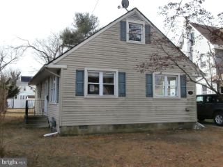 Foreclosed Home - 130 HEULINGS AVE, 08075