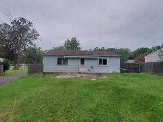 Foreclosed Home - 98 Roosevelt Avenue, 08081
