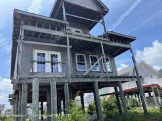 Foreclosed Home - List 100716554