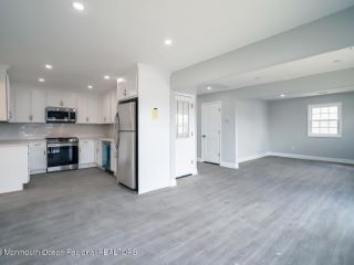 Foreclosed Home - List 100806916