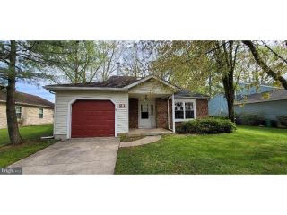 Foreclosed Home - 21 Kelly Dr, 08096