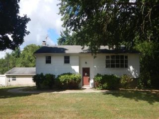 Foreclosed Home - 35 Fox Rd, 08098