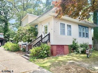 Foreclosed Home - 126 W CHURCH ST, 08201