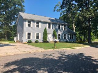 Foreclosed Home - 950 Lenape Dr, 08204