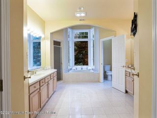 Foreclosed Home - List 100643820