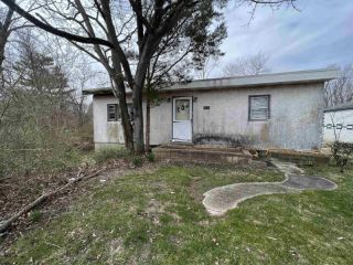 Foreclosed Home - List 100660844