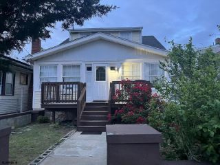 Foreclosed Home - 16 W READING AVE, 08232