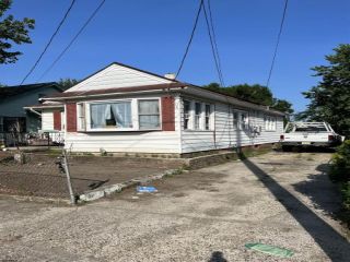 Foreclosed Home - 14 S 4TH ST, 08232