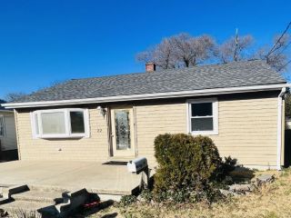 Foreclosed Home - 22 WALNUT AVE, 08232