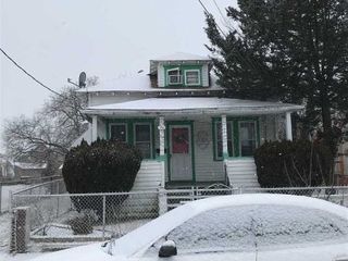 Foreclosed Home - 133 N 2ND ST, 08232