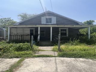 Foreclosed Home - List 100693870