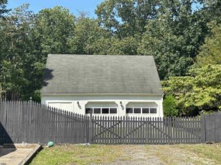 Foreclosed Home - 3025 RIDGE AVE, 08234