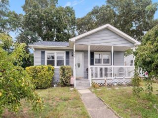 Foreclosed Home - 217 OAKDALE AVE, 08251