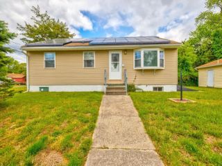 Foreclosed Home - List 100660386