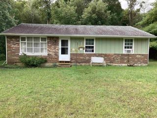 Foreclosed Home - 16 FRANCES DR S, 08270