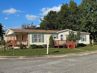 Foreclosed Home - 16 OAKS DR, 08330