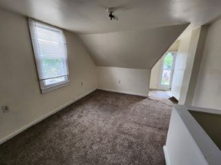Foreclosed Home - 321 D ST, 08332