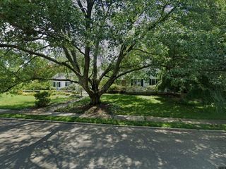 Foreclosed Home - 1 HOLMES RD, 08512