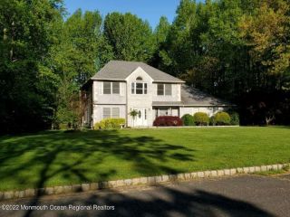 Foreclosed Home - 4 SUGAR MAPLE CT, 08527
