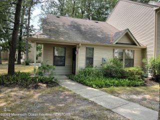 Foreclosed Home - 1900 LILLY LN, 08527