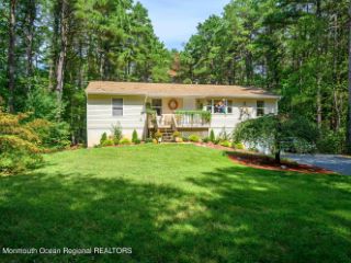 Foreclosed Home - 407 S STUMP TAVERN RD, 08527