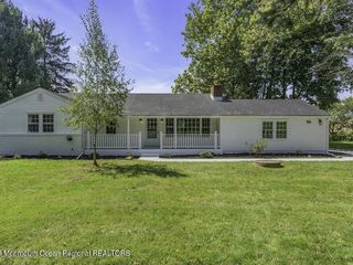 Foreclosed Home - 86 EXTONVILLE RD, 08620