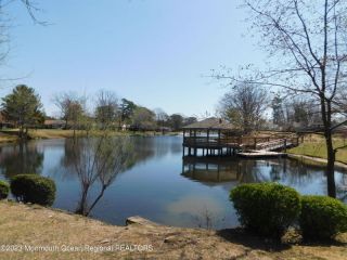 Foreclosed Home - 1217A SHETLAND DR, 08701