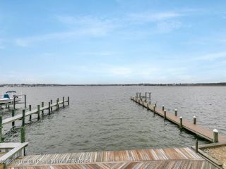 Foreclosed Home - 151 SHORE DR, 08723