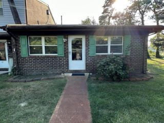 Foreclosed Home - 12 GREENWOOD LOOP RD, 08724