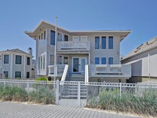 Foreclosed Home - 149 BOARDWALK, 08742