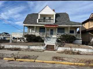 Foreclosed Home - 301 N OCEAN AVE, 08752