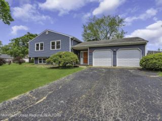 Foreclosed Home - List 100635400