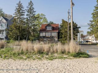 Foreclosed Home - List 100671113