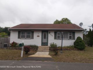 Foreclosed Home - 240 TIMBERLINE RD, 08753