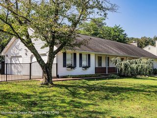 Foreclosed Home - List 100876270