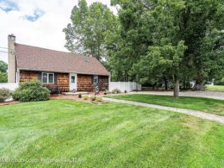 Foreclosed Home - List 100817300