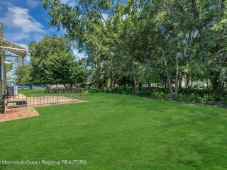 Foreclosed Home - List 100896107