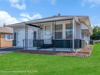 Foreclosed Home - List 100938158