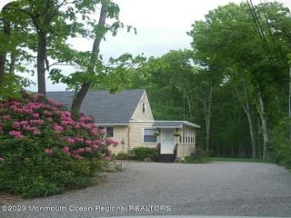 Foreclosed Home - 277 WELLS MILLS RD, 08758