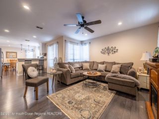 Foreclosed Home - List 100569492