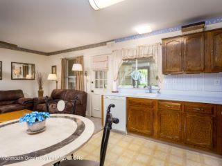 Foreclosed Home - List 100614439