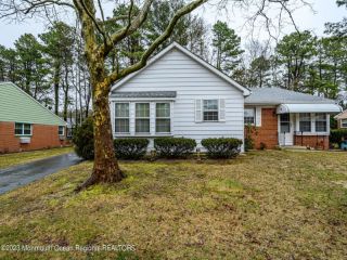 Foreclosed Home - List 100640124