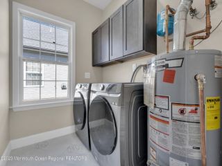 Foreclosed Home - List 100644551