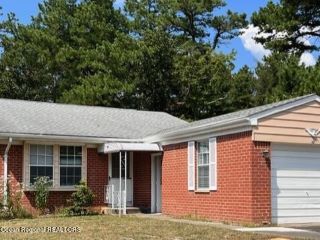 Foreclosed Home - 59 INDEPENDENCE PKWY, 08759