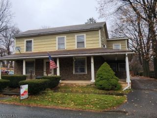 Foreclosed Home - 459 OLD MAIN ST, 08802