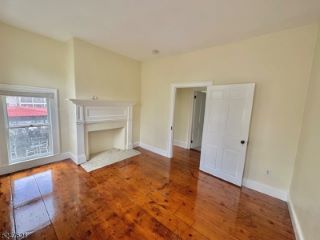 Foreclosed Home - 35 CHURCH ST, 08804