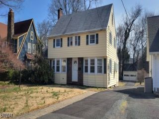 Foreclosed Home - 526 CENTRAL AVE, 08805
