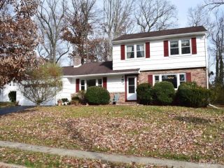 Foreclosed Home - 15 TALL OAKS DR, 08816