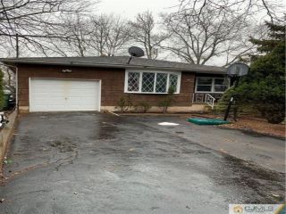 Foreclosed Home - 36 MANOR BLVD, 08820