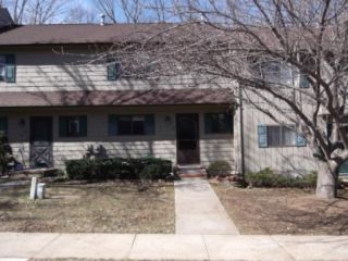 Foreclosed Home - 17 INDIAN SPRING LN, 08829